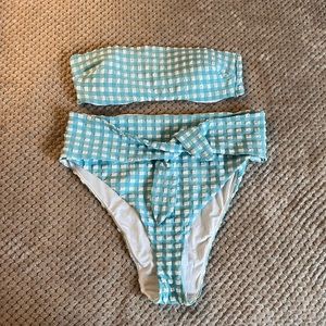 AE white and blue plaid swim suit